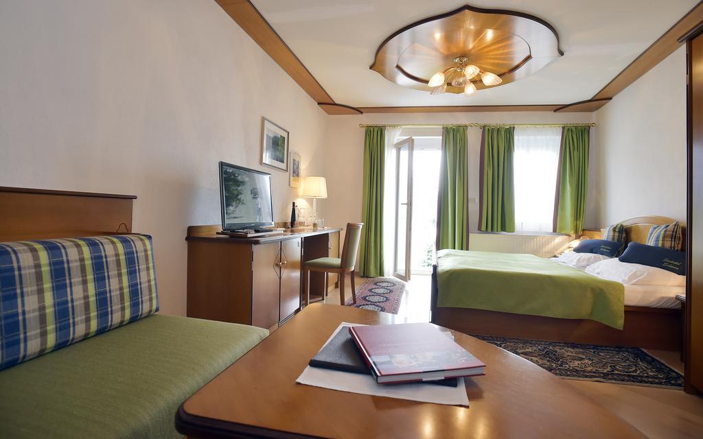 Seehotel Schwan غموندين المظهر الخارجي الصورة