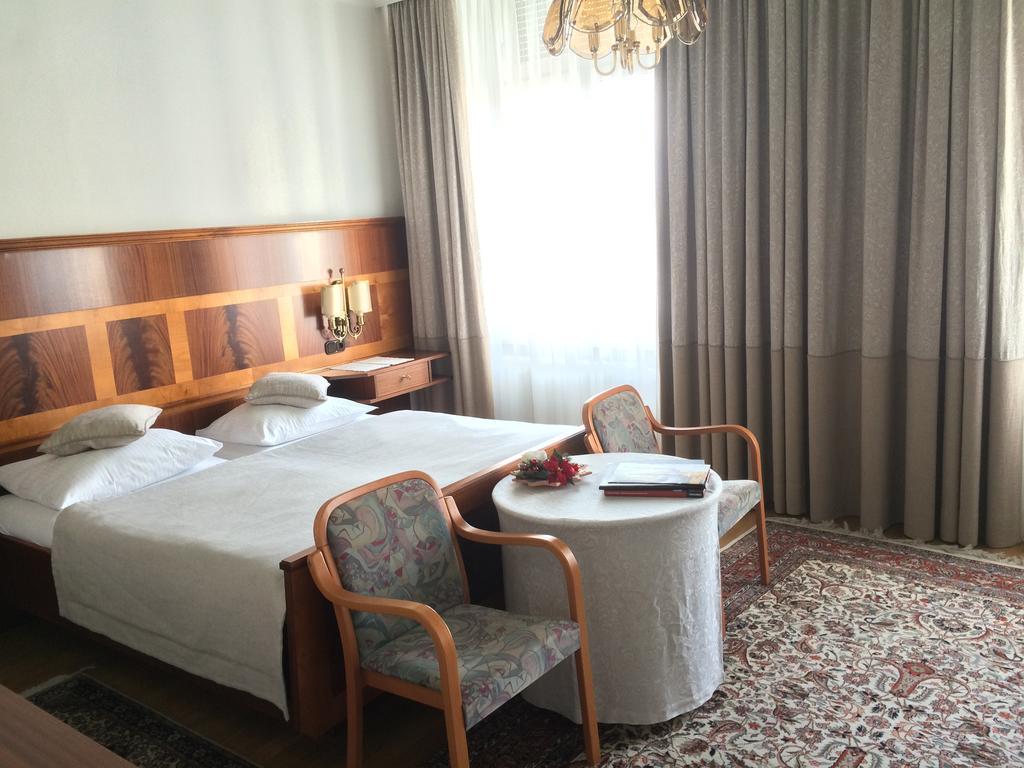 Seehotel Schwan غموندين المظهر الخارجي الصورة